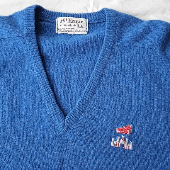 SOLD🌈1960s McKenzie AR Razorback Wool Sweater - Picture 5 of 6